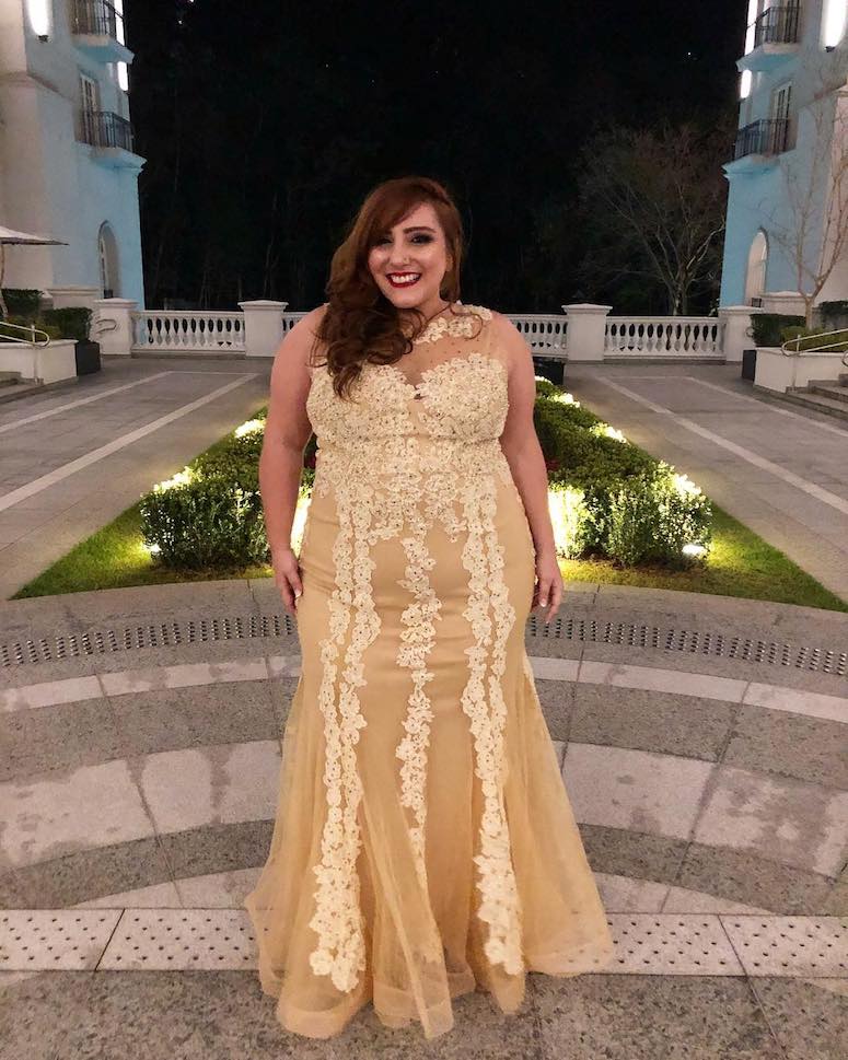 vestido plus size para festa de 15 anos