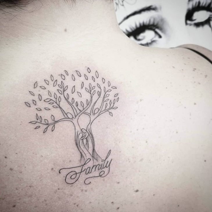 Featured image of post Arvore Da Vida Tatuagem Feminina Delicada Imagens de tatuagens tatuagem arvore da vida tatuagem de rvore desenhos de tatuagem de rvore tatuagem de c rculo tatuagens de vida confira 65 imagens de tatuagem de nossa senhora de todos os tamanhos estilos e propor es que prometem ser a melhor representa o de