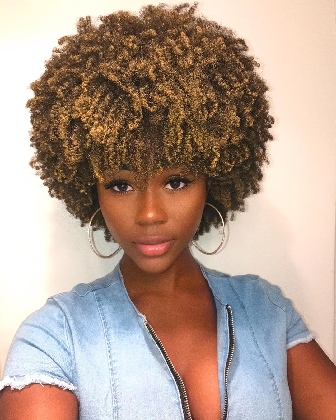 Lista 105+ Foto Cortes De Cabello Crespo Para Mujer Mirada Tensa