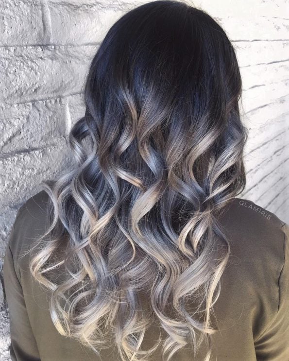 Cabelo preto com luzes: 57 exemplos para iluminar os fios