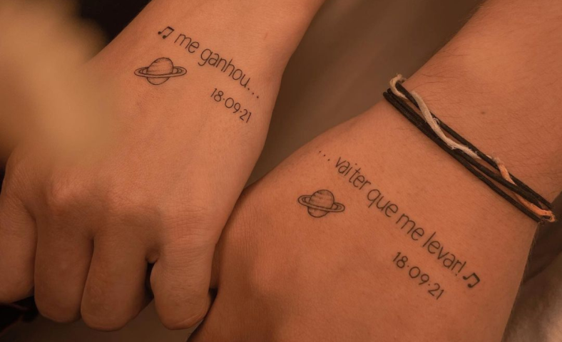 Tatuagem de casal: 60 ideias que eternizam o amor