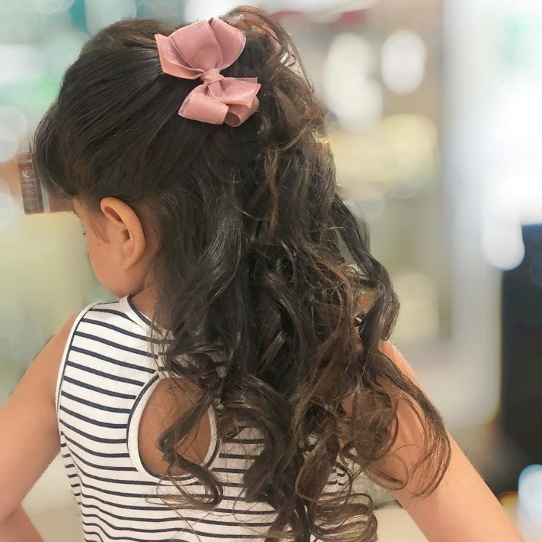 Penteado infantil para formatura, dama de honra, princesa - Fácil