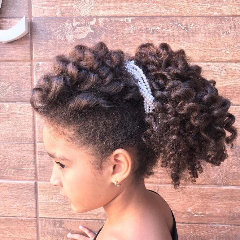 Penteado infantil simples para cabelo cacheado I Sr e Sra martinez