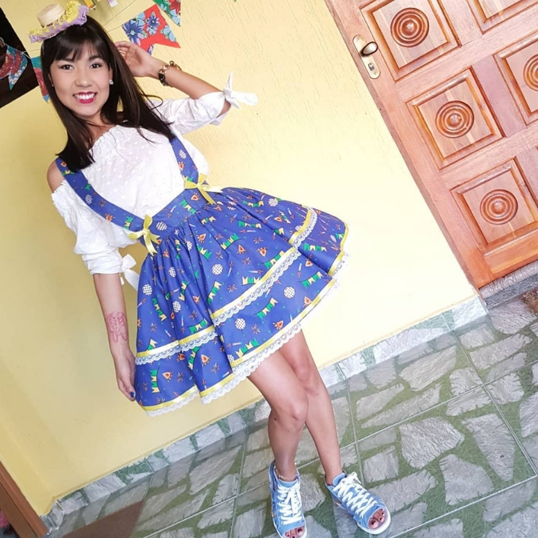vestido com suspensorio festa junina