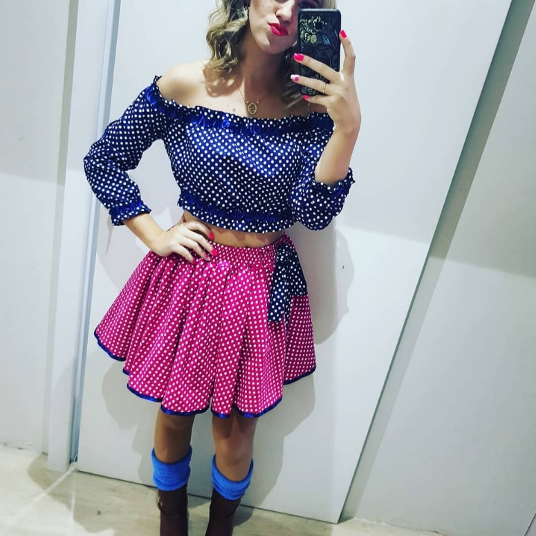 roupa de quadrilha saia e blusa