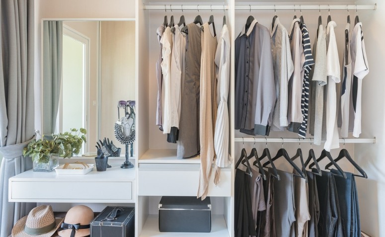 Closet pequeno: 50 ideias inteligentes para te inspirar a montar o seu