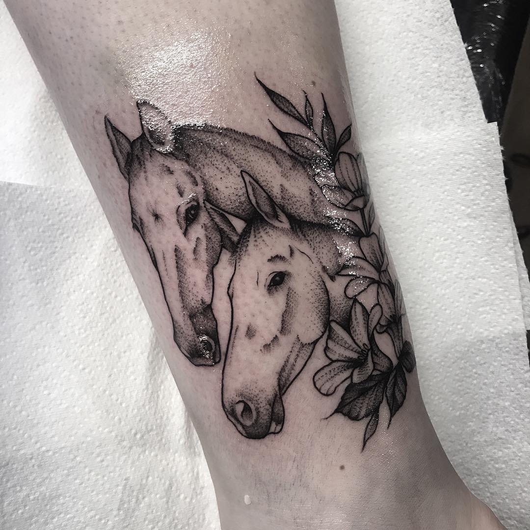 Blog da Sofia: Tatuagem de cavalo: 80 modelos que representam força e ...