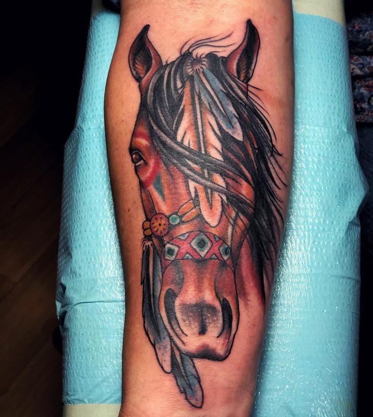 Tatuagem de cavalo: 80 modelos que representam força e resistência