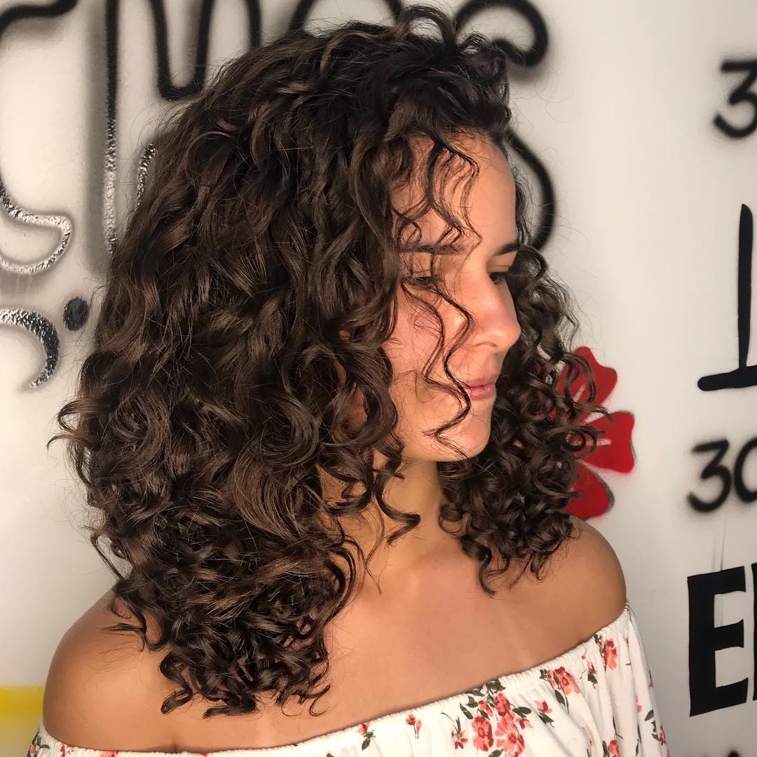 Luiza Carvalho Cardoso Cabelo Cacheado Com Franja Ideias Para Renovar