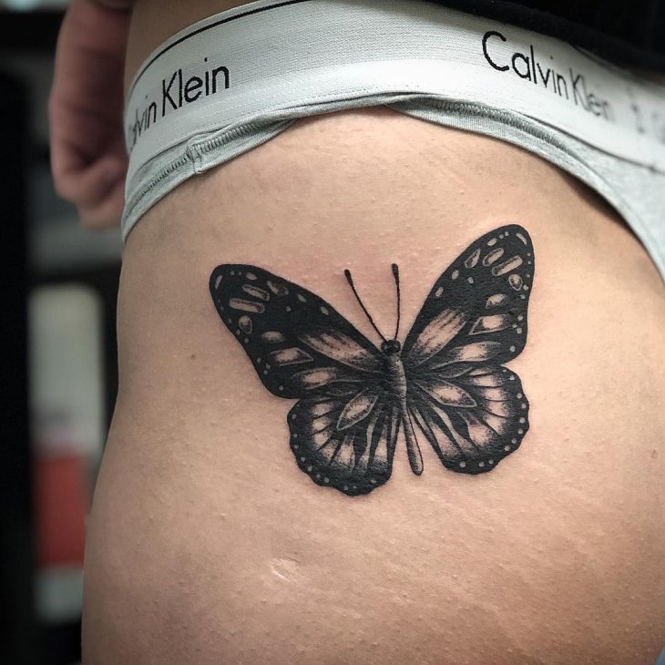Tatuagem no bumbum 85 ideias sensuais e originais