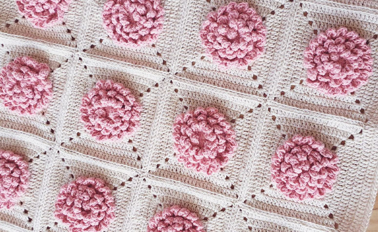 Tapete de crochê com flores: fotos, gráficos e tutoriais para você fazer o seu