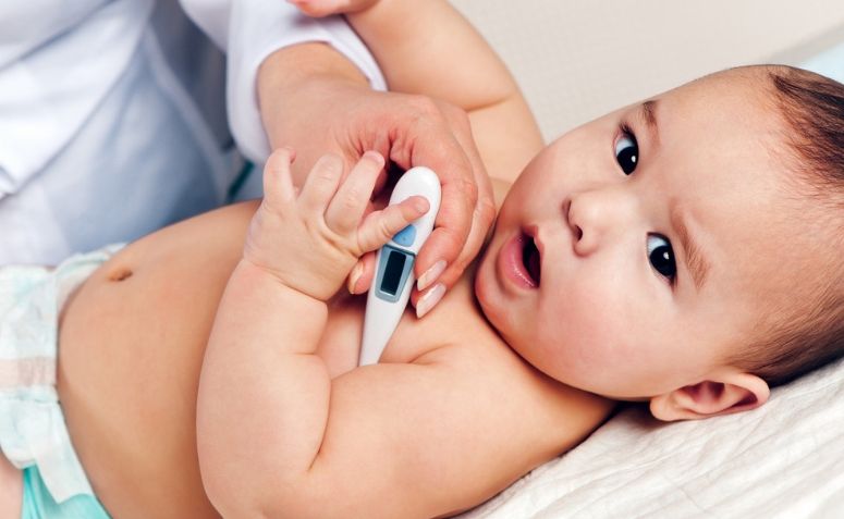Febre em bebê: um guia completo para tirar todas as suas dúvidas