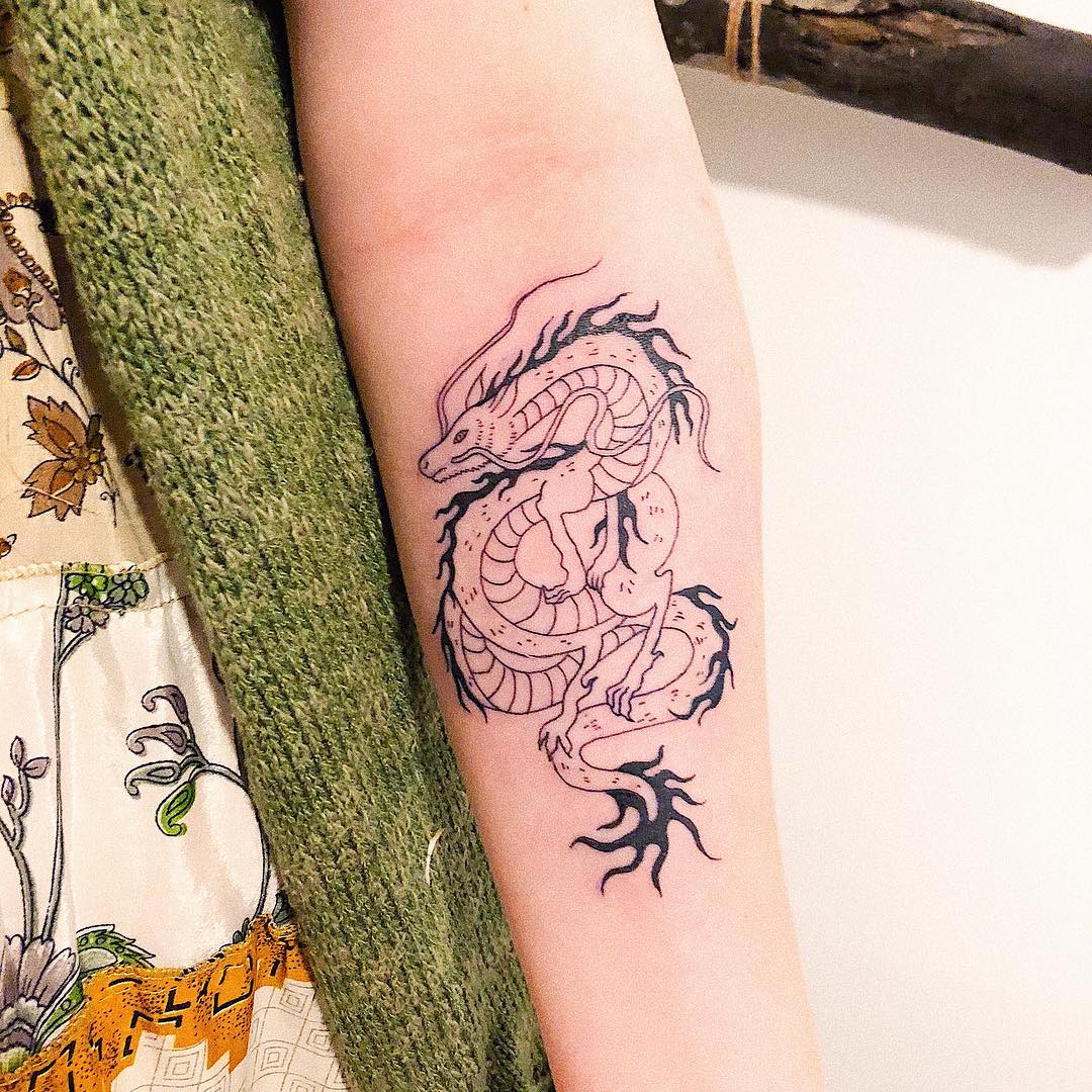 Tatuagem de dragão: 95 fotos e os significados desse animal lendário