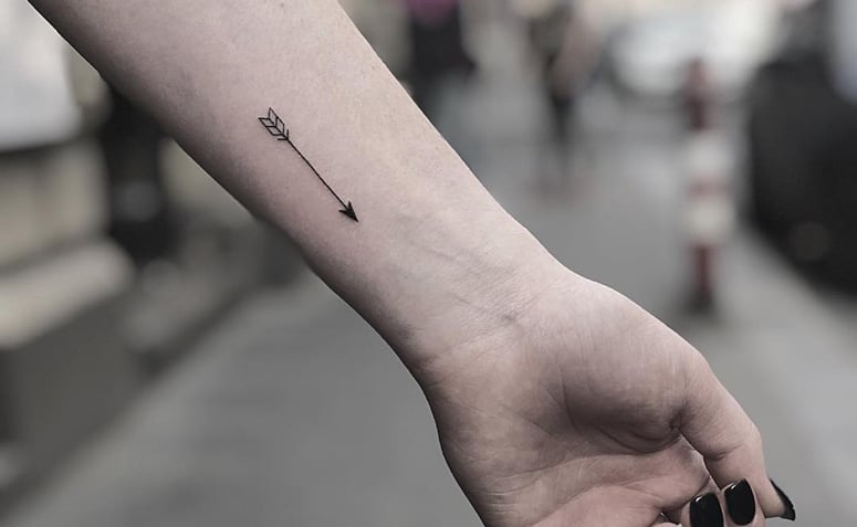 Tatuagem de flecha: 65 fotos delicadas e cheias de significado