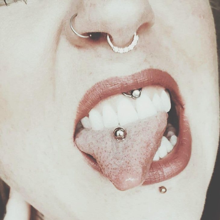 Piercing na língua descubra os cuidados necessários e veja lindas ideias