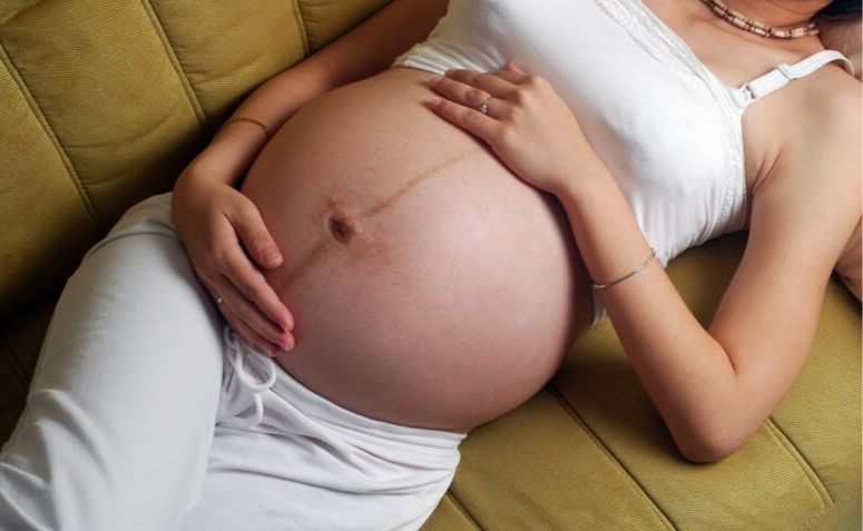 Linha nigra: saiba mais sobre esse fenômeno tão comum na gravidez