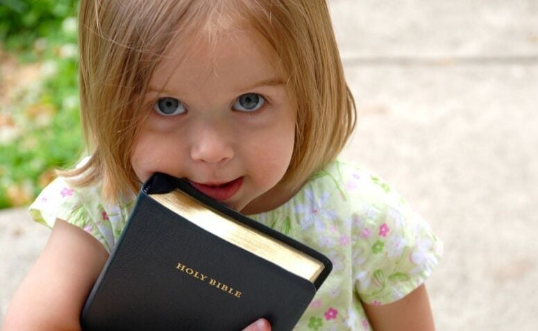 Nomes bíblicos femininos: as 70 sugestões mais bonitas