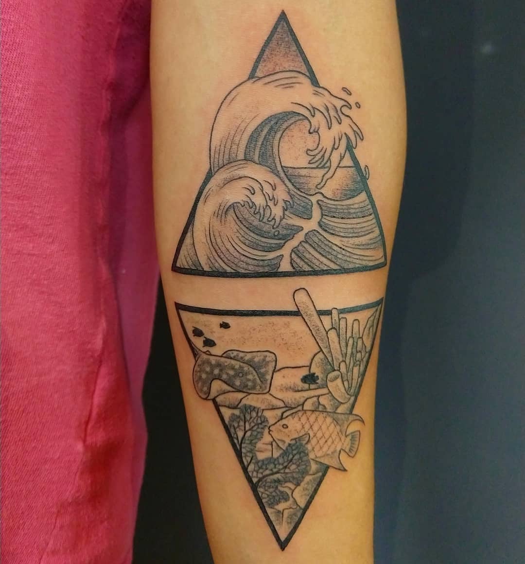 Featured image of post Tatuagens Fundo Do Mar Sombreado Antes disso eram amphitrite e poseidon respectivamente deusa e deus do mar que entre os