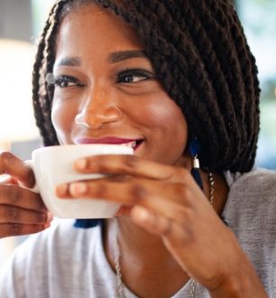 Chá de alface pode ser aliado para o sono e no combate à ansiedade