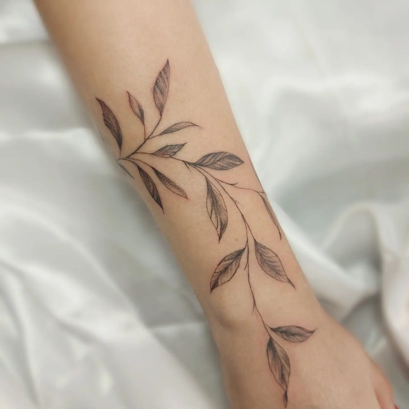 As 100 Melhores Tatuagens nas mãos da internet [Femininas e Masculinas], TopTatuagens