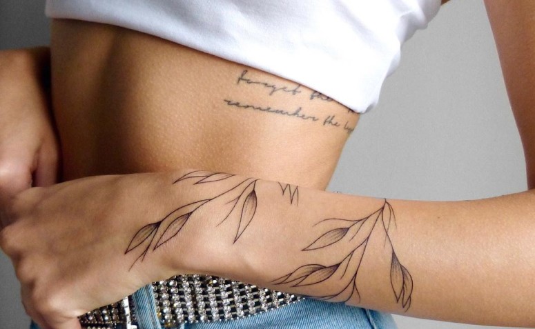 50 tatuagens Tumblr que são perfeitas para sua primeira tattoo