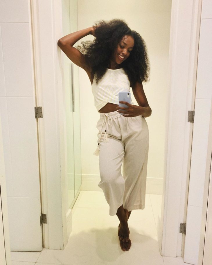 Cor offwhite diferença do branco, combinações e como usar (40 FOTOS)