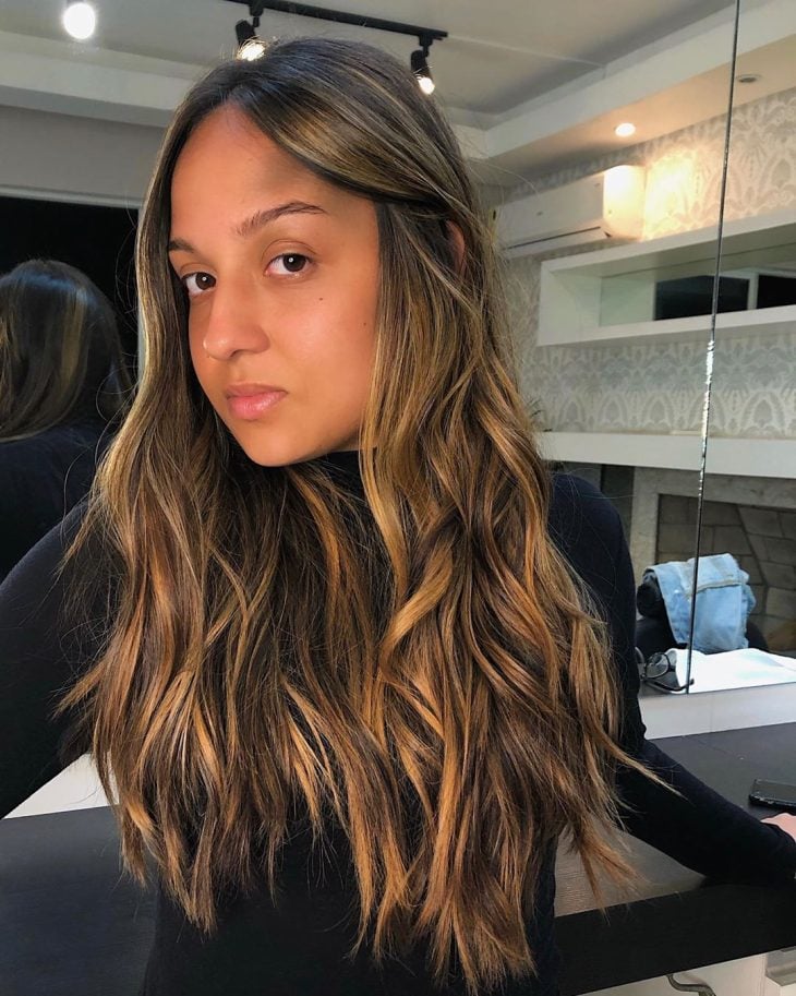 Luzes caramelo: 40 fotos e tutoriais para pintar o seu cabelo