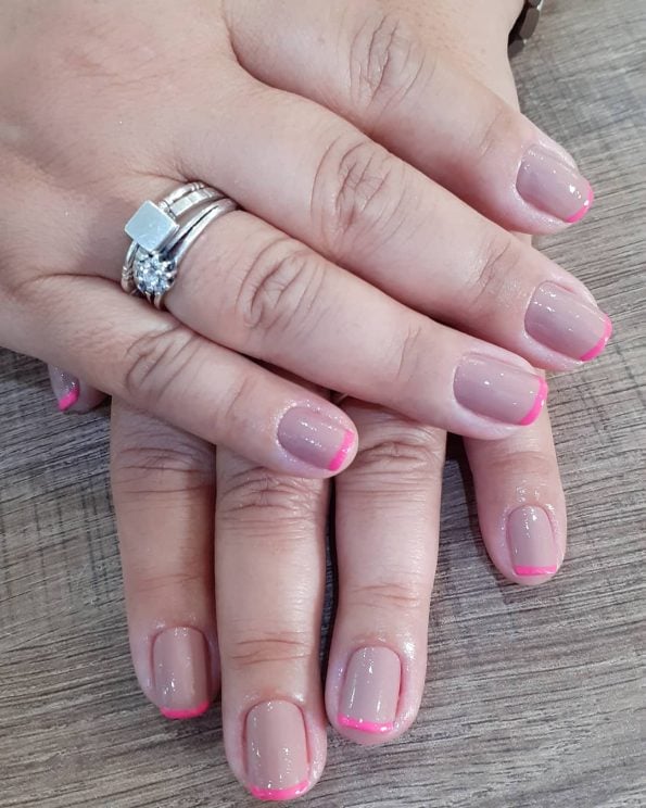 Francesinha rosa: 30 estilos para você inovar suas unhas