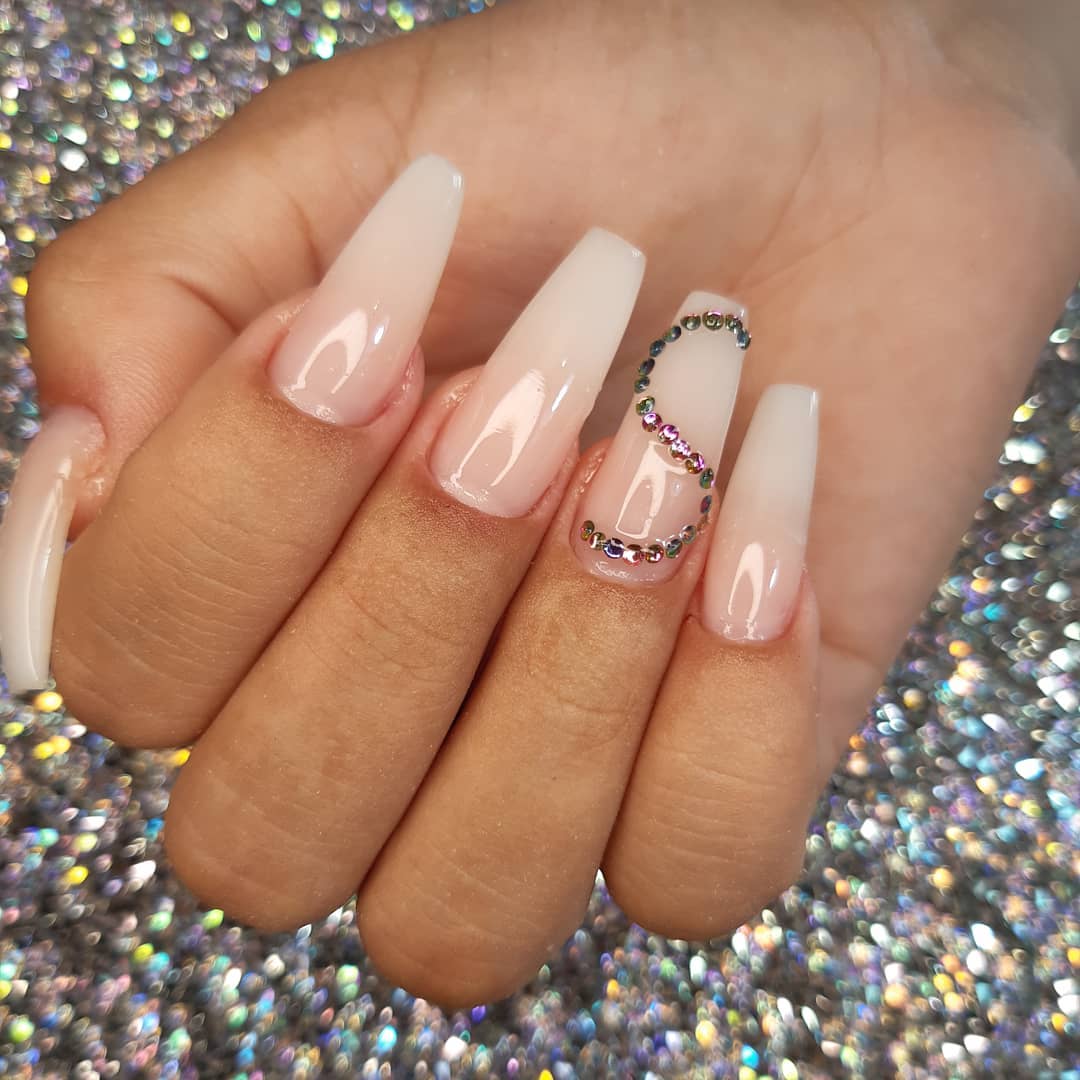 Featured image of post Unhas Encapsuladas Unhas Transparentes Decoradas Unhas decoradas 2020 fotos e modelos tend ncias unhas decoradas 2020 unhas criativas cores extens es para unhas chegando um novo ano e dando adeus a um j velho que ficamos ainda mais antenadas para as unhas decoradas 2020