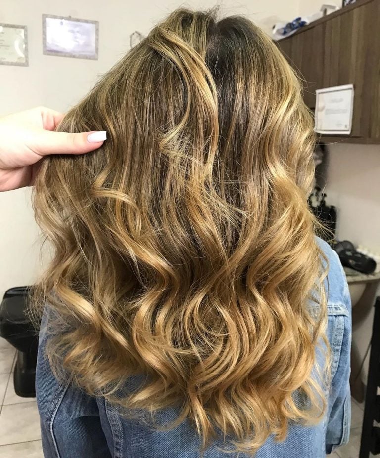 Loiro dourado: 26 fotos + dicas e produtos para um cabelo radiante