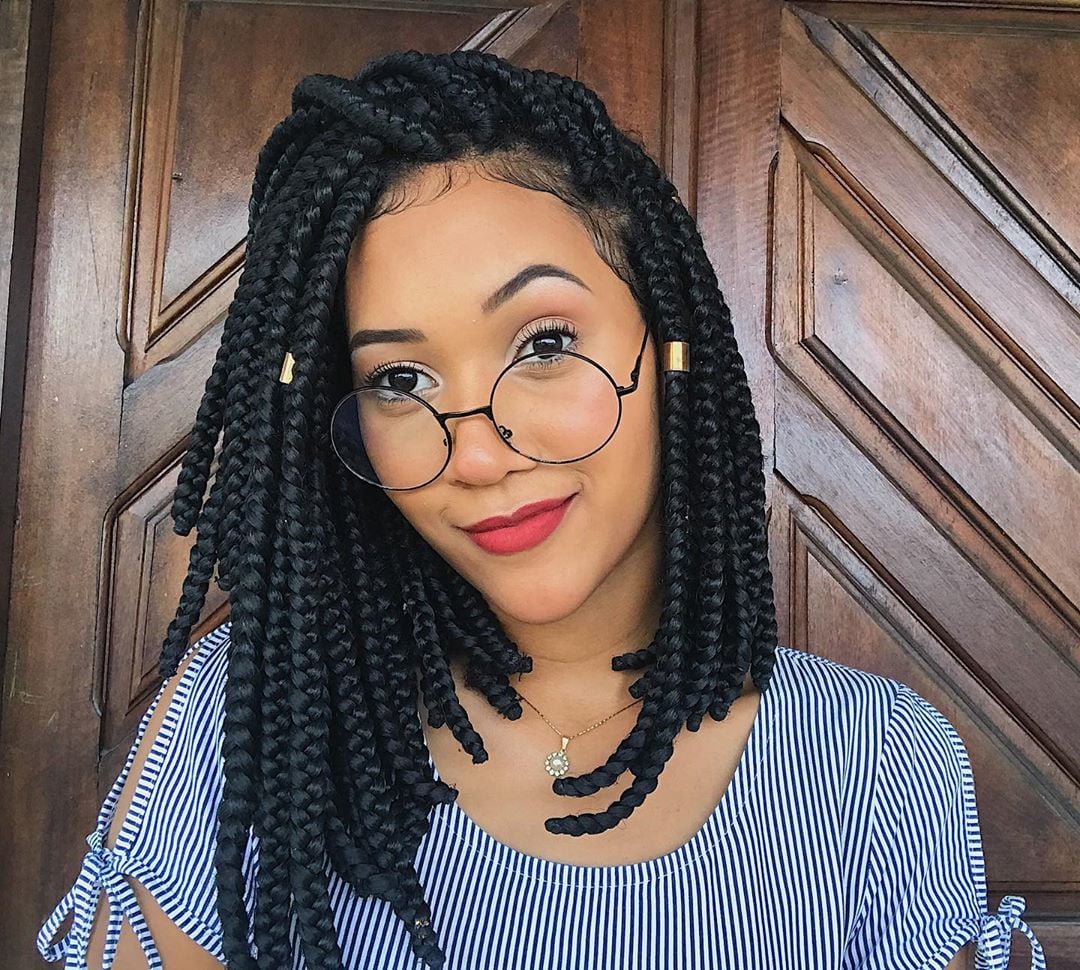 Penteados com box braids: 40 inspirações + tutoriais de arrasar
