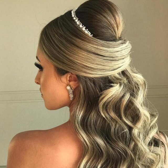 Penteados com tiara: 50 fotos arrasadoras e tutoriais para seguir