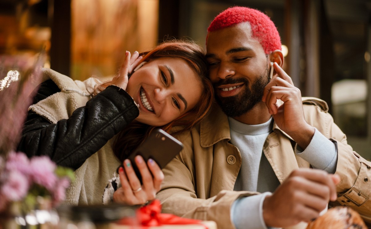 Dia dos Namorados: 50 músicas românticas para declarar seu amor Dia dos Namorados: 50 músicas românticas para declarar seu amor