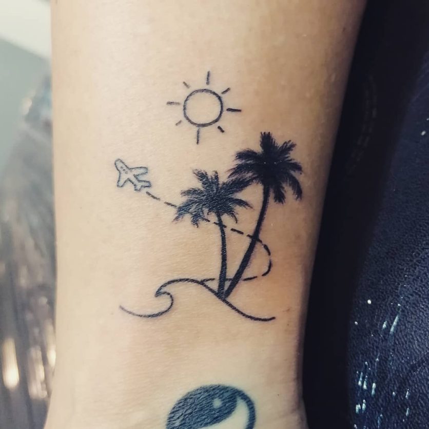 Tatuagem de avião: 40 inspirações lindas para fazer a sua já