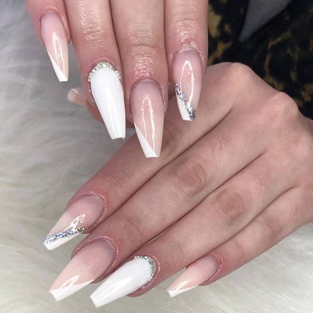Unhas decoradas brancas: 50 fotos para se inspirar e se apaixonar