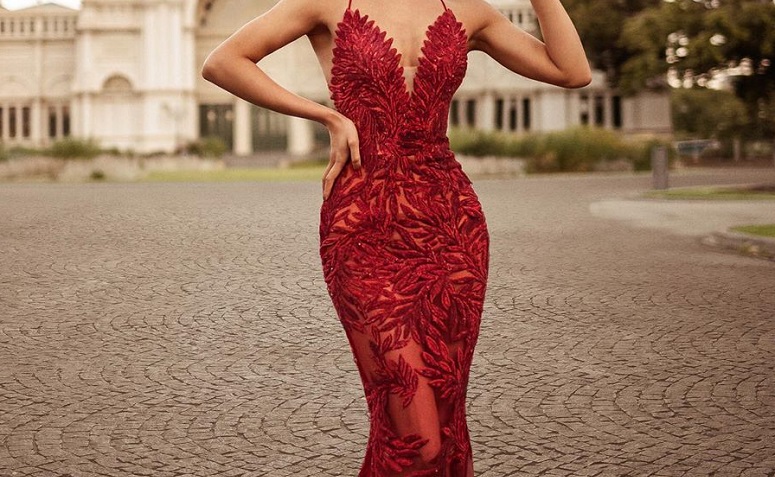 vestido vermelho sangue para madrinha