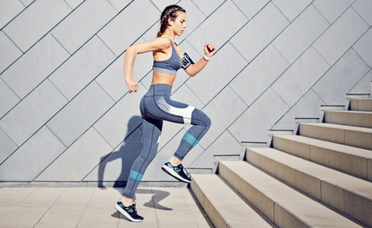 Correr ou caminhar: benefícios, diferenças e dicas para cada exercício Correr ou caminhar: benefícios, diferenças e dicas para cada exercício