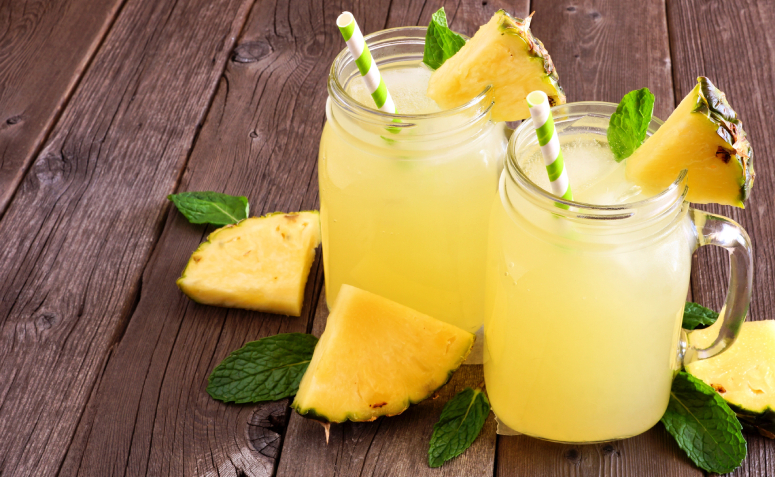 Suco de abacaxi: 16 receitas refrescantes e deliciosas para o dia a dia