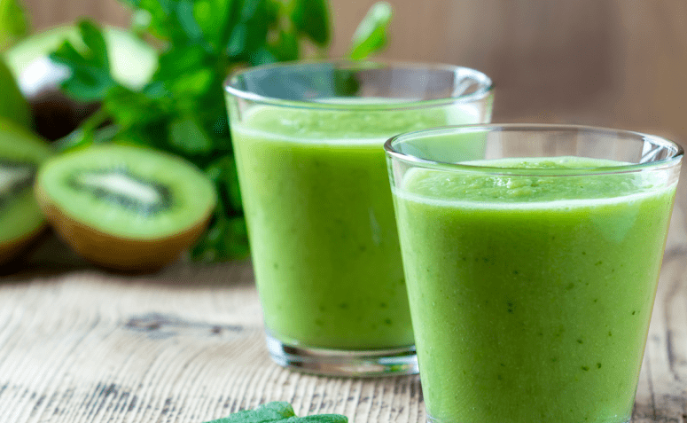 5 benefícios do suco de kiwi e receitas cheias de sabor para testar