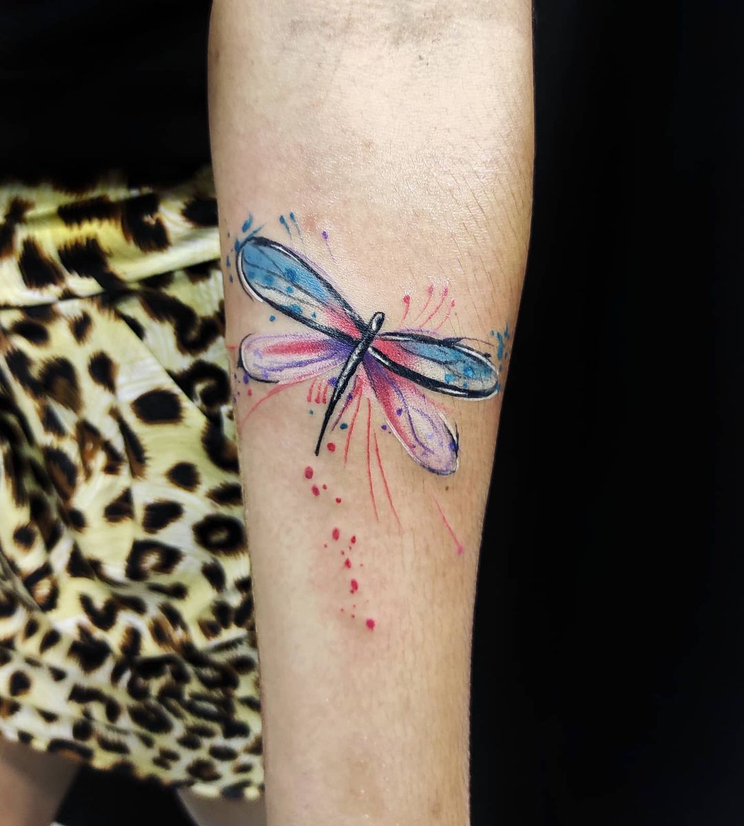 Tatuagem de libélula 50 ideias para você fazer uma também