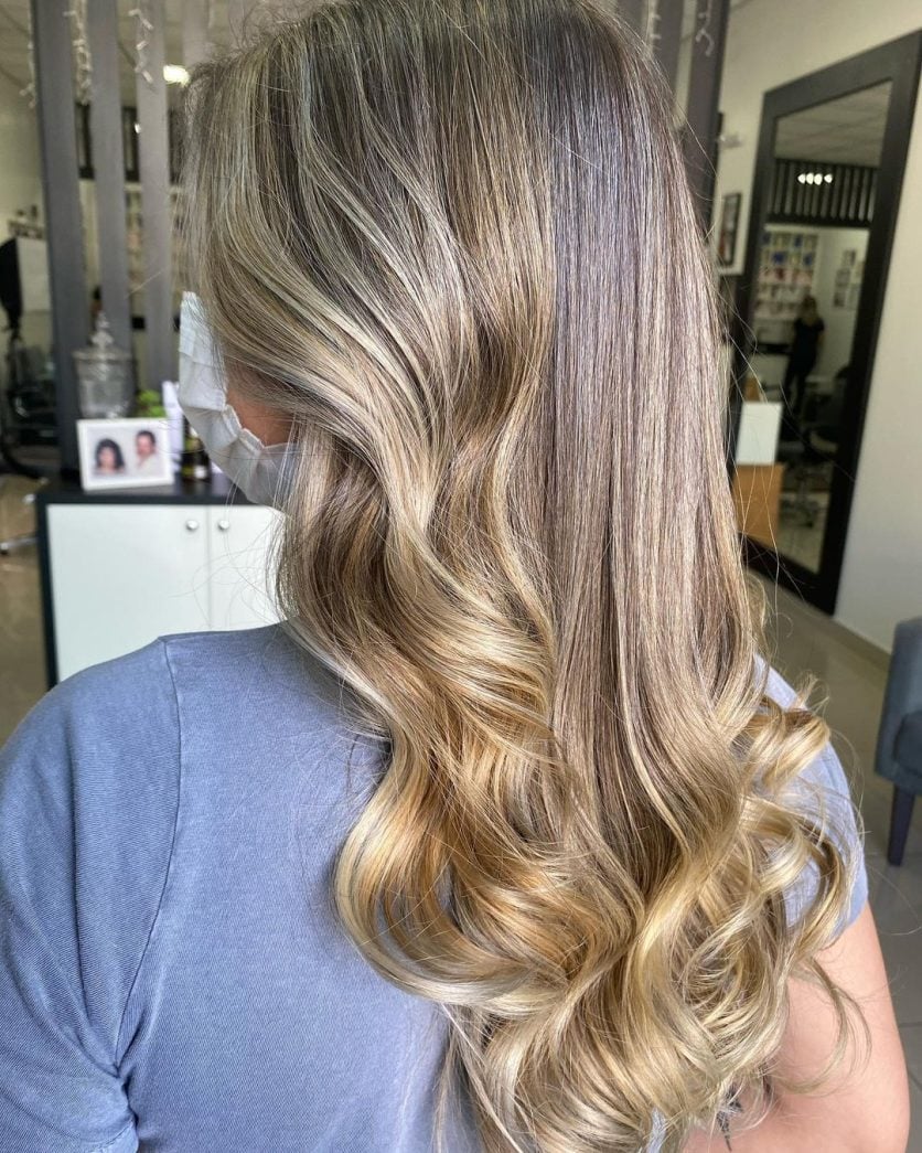 Cabelo loiro com luzes: dicas para um visual iluminado + 50 fotos