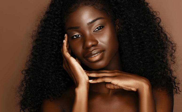 10 dicas imperdíveis de cuidados com a pele negra