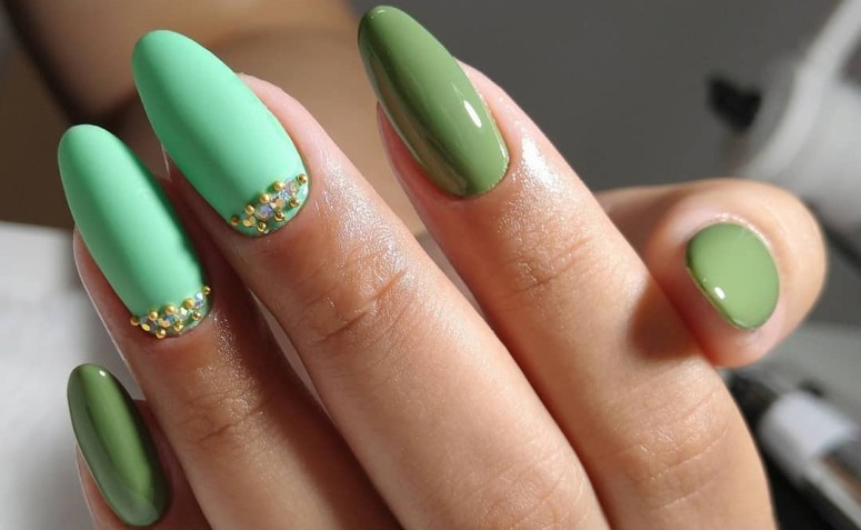 50 modelos de unhas decoradas verdes para realçar a beleza das mãos