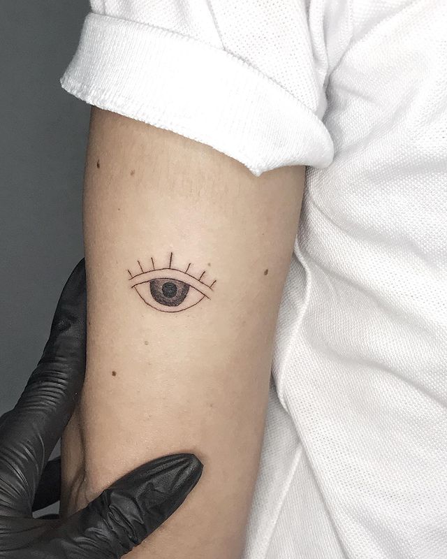 Tatuagem de olho grego 60 ideias repletas de significado
