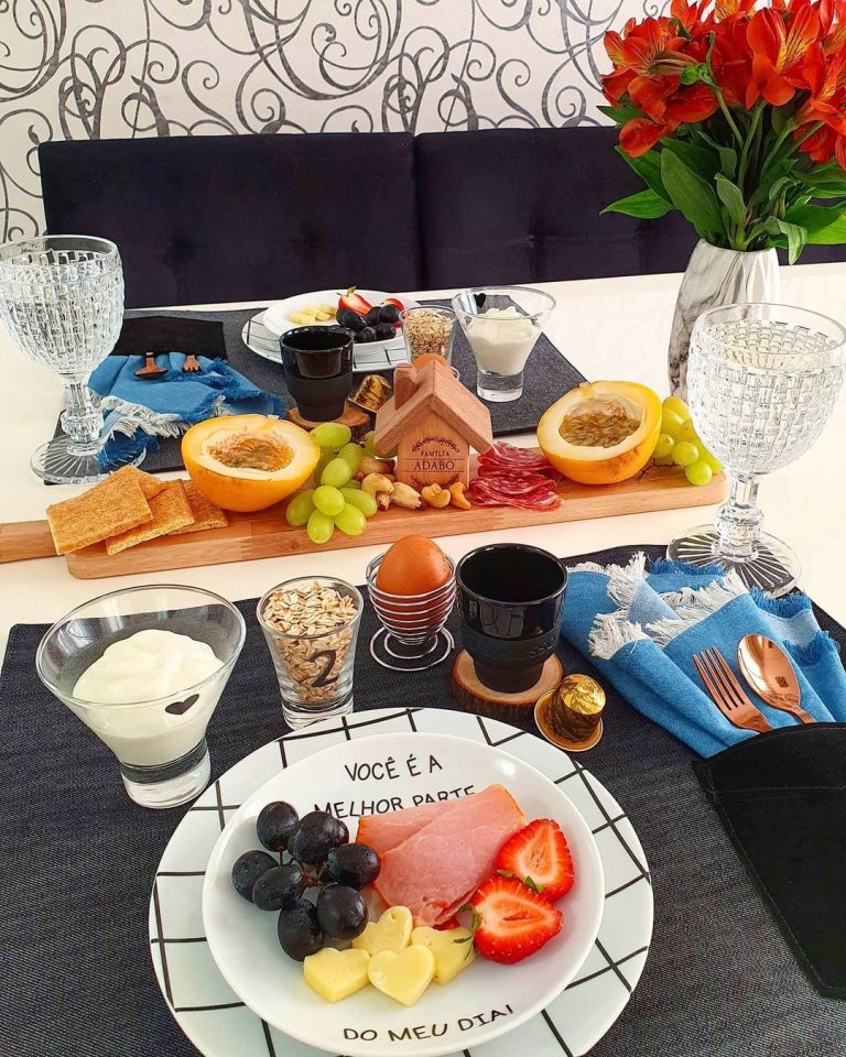 Mesa de café da manhã: confira como arrasar nessa refeição deliciosa