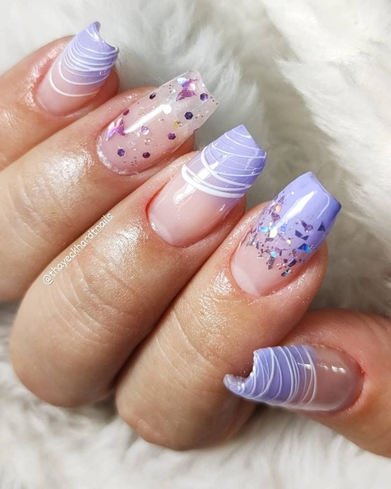 Unhas lilás: 50 fotos que mostram a beleza dessa tonalidade