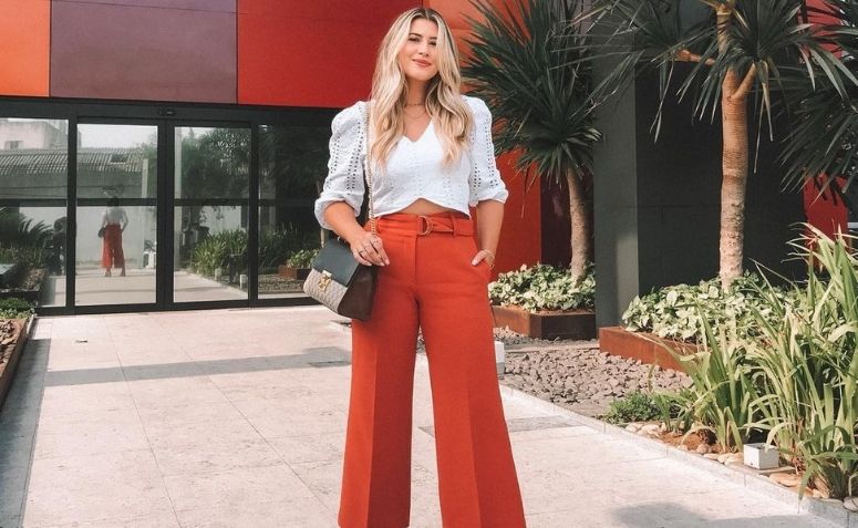 Como usar calça vermelha em 30 looks de diferentes estilos