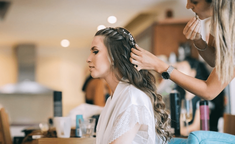 60 ideias de penteado solto para noiva que vão destacar sua beleza