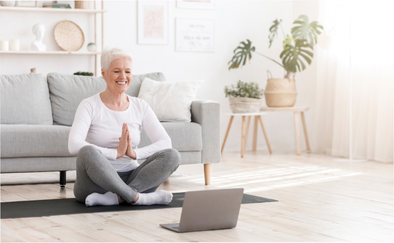 7 canais de yoga online para você praticar onde estiver