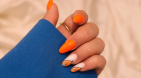 30 ideias de unhas com esmalte laranja que vão trazer cor para seus looks